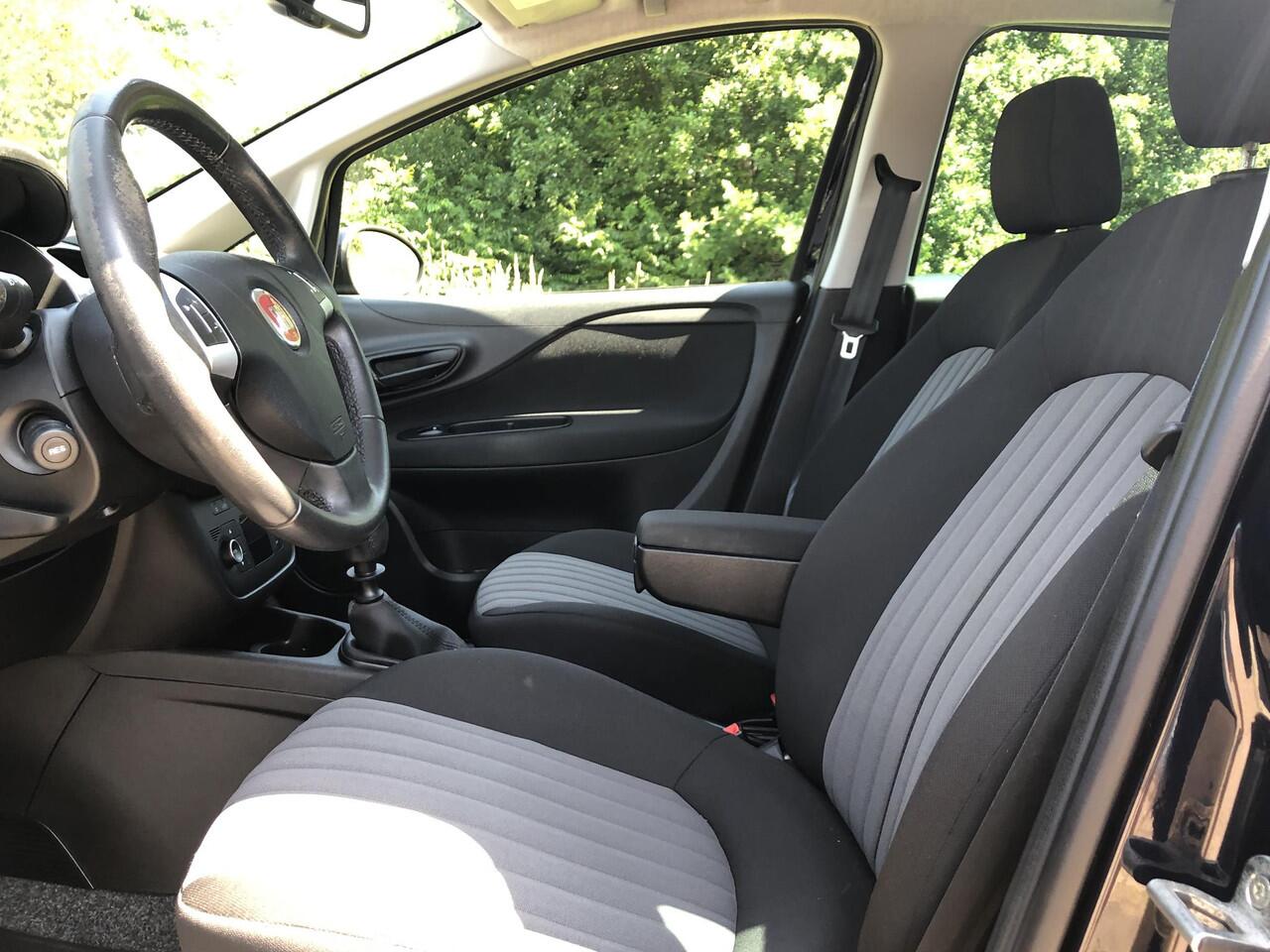 Fiat PUNTO TwinAir Sempre 100 5-drs NAVI|CLIMATE|PDC|16"|CRUISE CONTROL