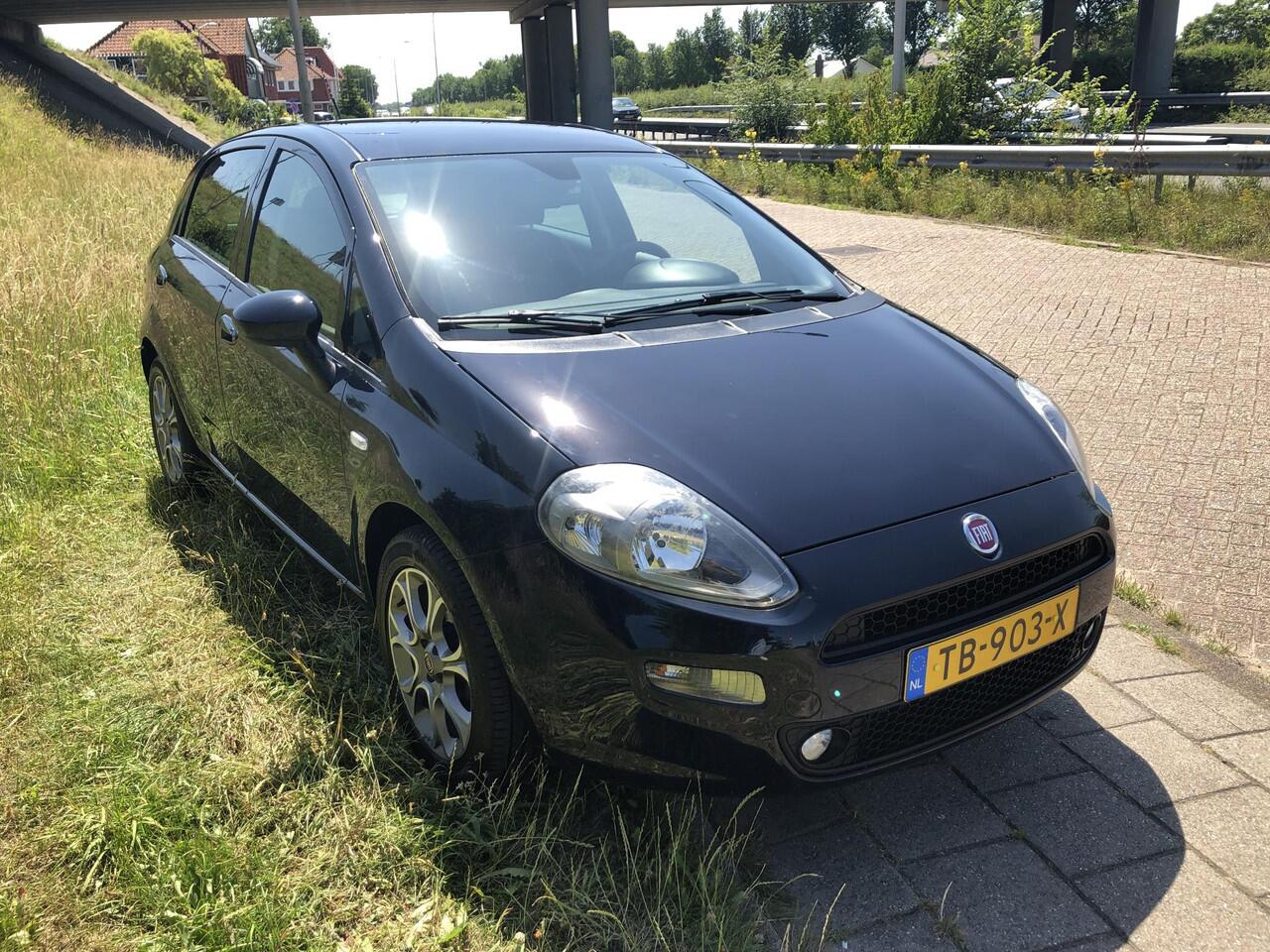 Fiat PUNTO TwinAir Sempre 100 5-drs NAVI|CLIMATE|PDC|16"|CRUISE CONTROL