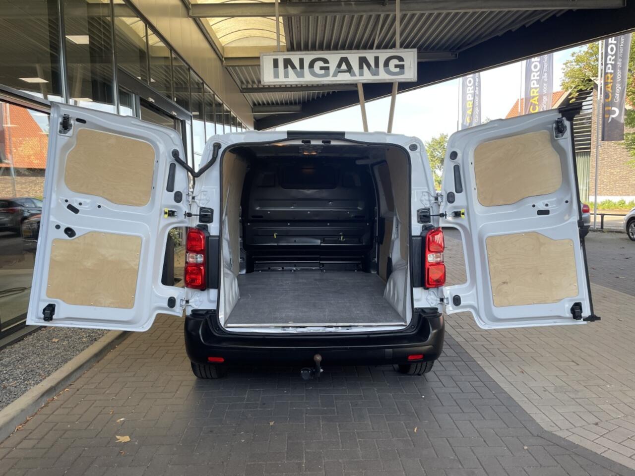 Fiat SCUDO 1.5 MultiJet L2H1 Trekhaak Laadruimte afwerking