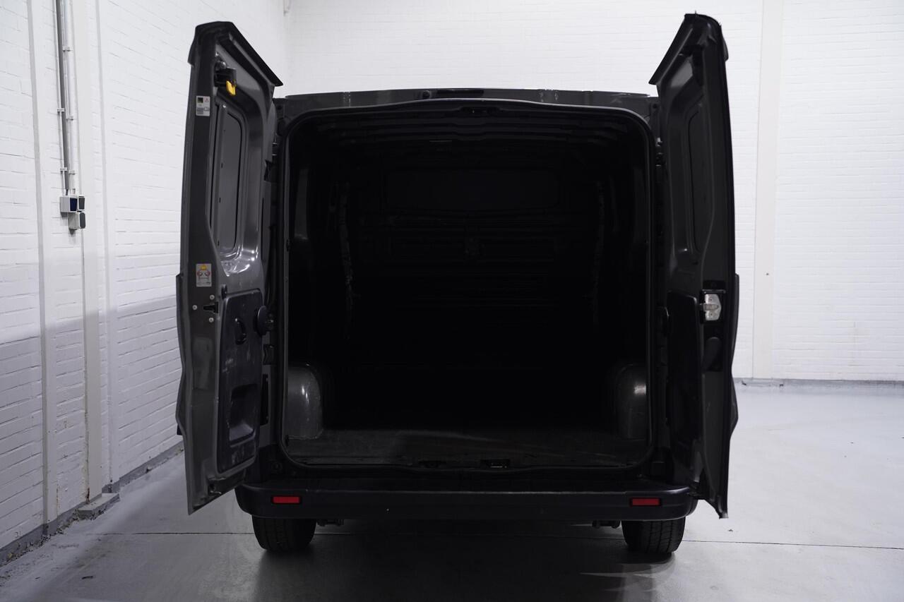 Fiat TALENTO 1.6 MJ 145 pk L2H1 SX Navi, v.a. 229,- p/mnd Fiat Talento 1.6 MJ 145 pk L2H1 SX Navi, v.a. 239,- p/mnd Airco, Bluetooth, PDC achter, Laadruimte Pakket