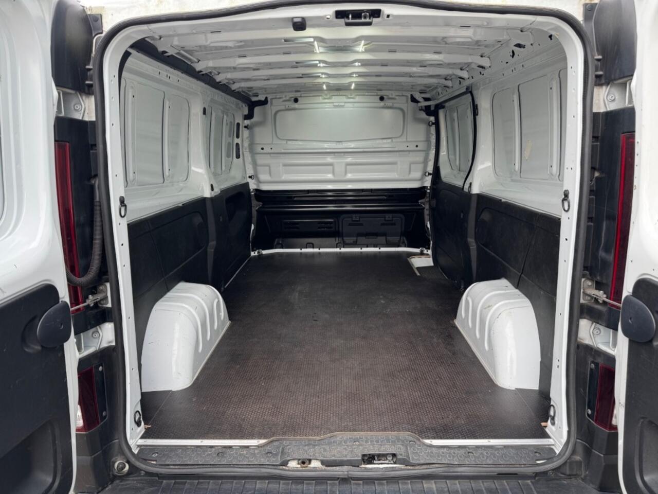 Fiat TALENTO 2.0 MJ 120PK L2 Lang, Navi, Airco, PDC, Schuifdeur, Cruisecntrl,