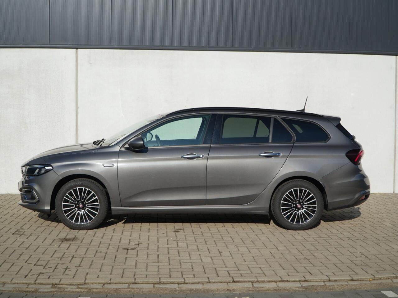 Fiat TIPO Stationwagon 1.0 Life 100 PK | Carplay | Camera | Trekhaak | Keyless | 17"