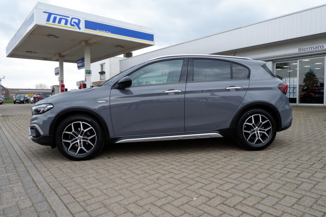 Fiat TIPO Cross 1.0 Cross / INCL. 12 mnd BOVAG / Navi / Camera