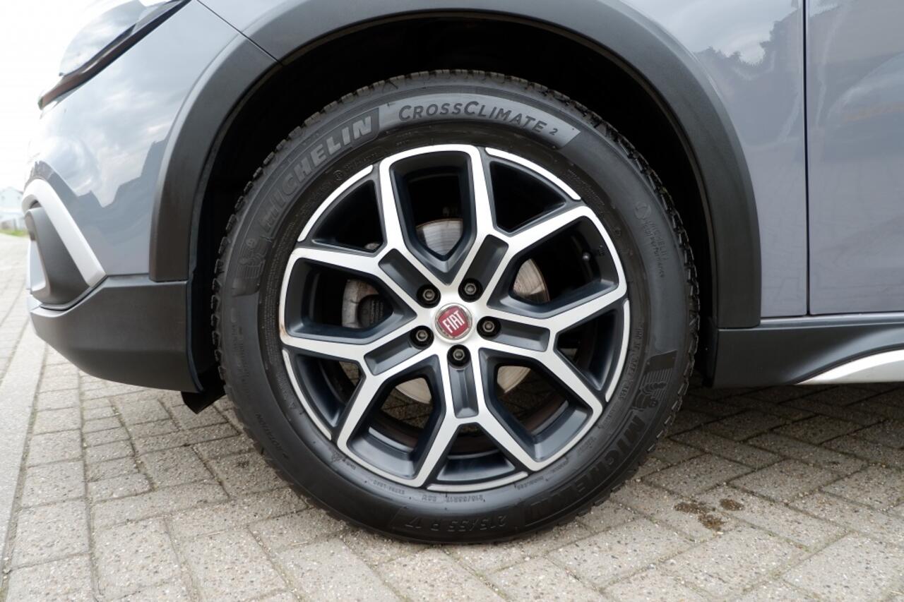 Fiat TIPO Cross 1.0 Cross / INCL. 12 mnd BOVAG / Navi / Camera