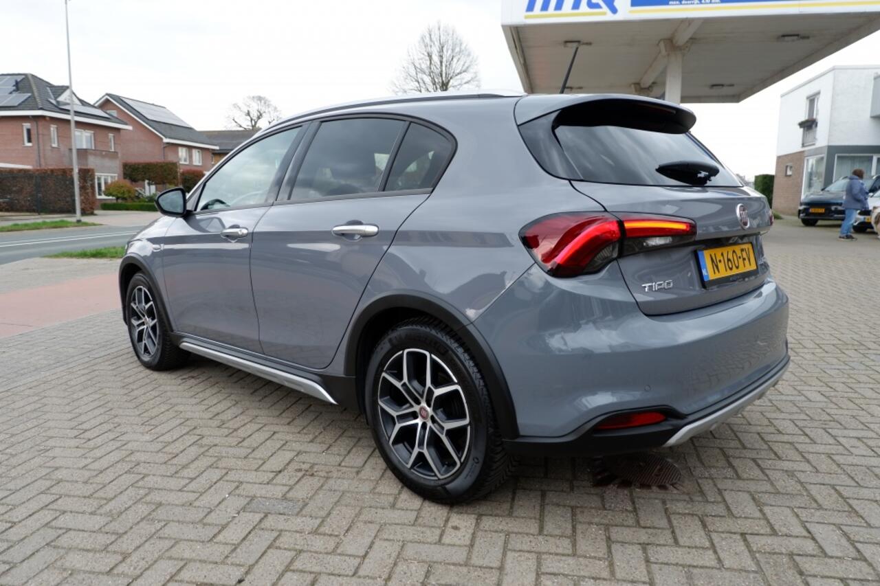 Fiat TIPO Cross 1.0 Cross / INCL. 12 mnd BOVAG / Navi / Camera
