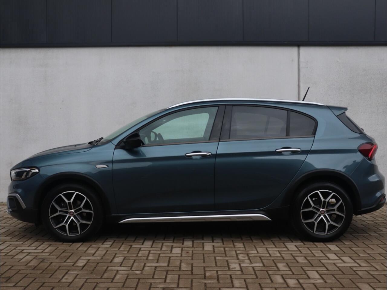 Fiat TIPO Cross 1.0 Cross 100 PK | Navi | LED | Camera | Carplay | 17"
