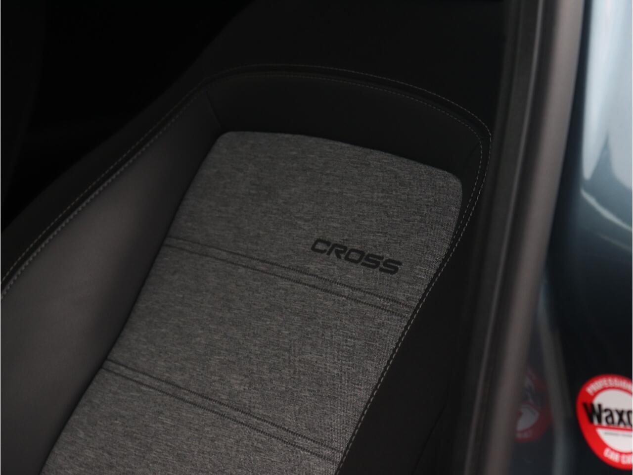 Fiat TIPO Cross 1.0 Cross 100 PK | Navi | LED | Camera | Carplay | 17"