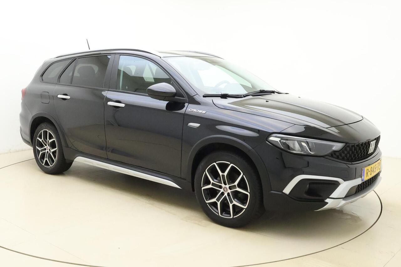 Fiat TIPO Stationwagon Cross 1.5 Hybrid Automaat | Navigatie | Trekhaak | Climate control | Keyless | Dakrails | Camera | Parkeersensoren