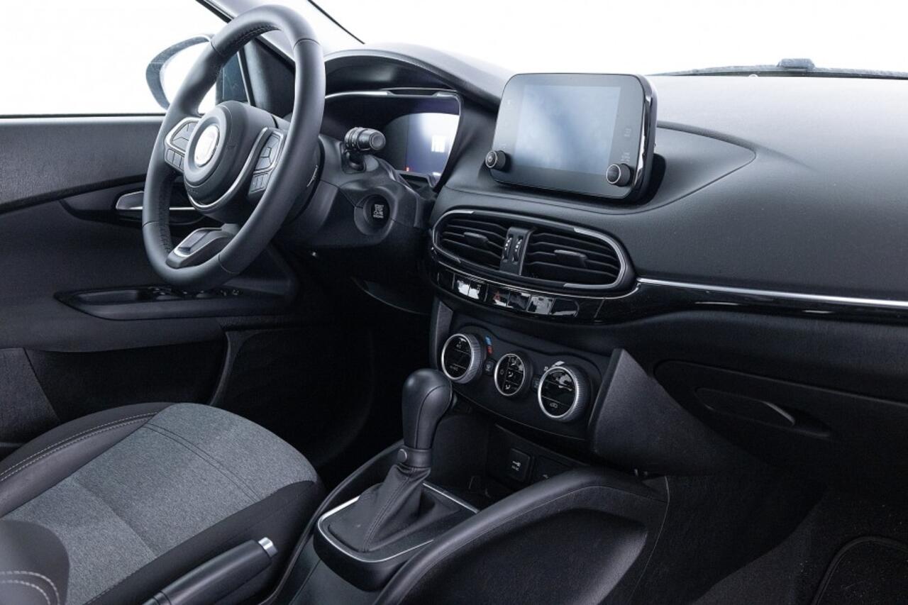 Fiat TIPO Cross 1.5 Hybrid Automaat | LED | CARPLAY | NAVI | ECC