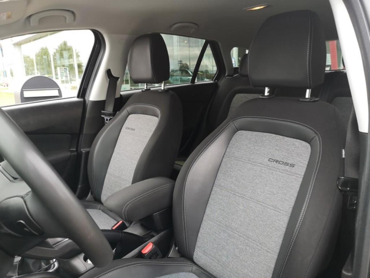 Fiat TIPO Cross Stationwagon 1.0 | Trekhaak | Navi | Carplay | Camera | Automatische airco | Digital cockpit