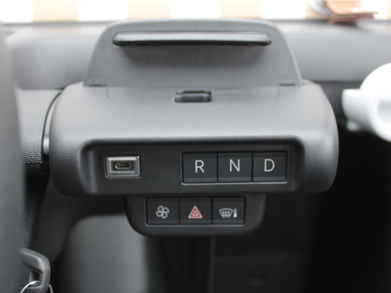 Fiat Topolino 6 kW | LED verlichting | Panoramadak | 45KM/H | Uit voorraad leverbaar | Volledig elektrisch |