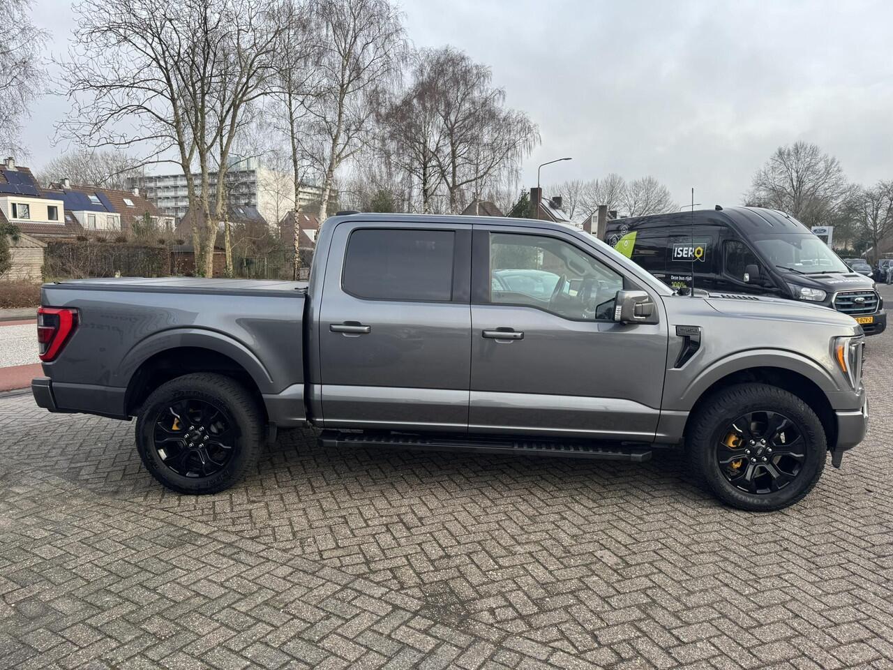 Ford (usa) F-150 5.0 V8 SuperCrew Lariat | SCI | 401pk | Automaat | 5 persoons | Grijs kenteken | Lederen Bekleding | Trekhaak | LPG | 4x4 | 3.500kg Trekgewicht