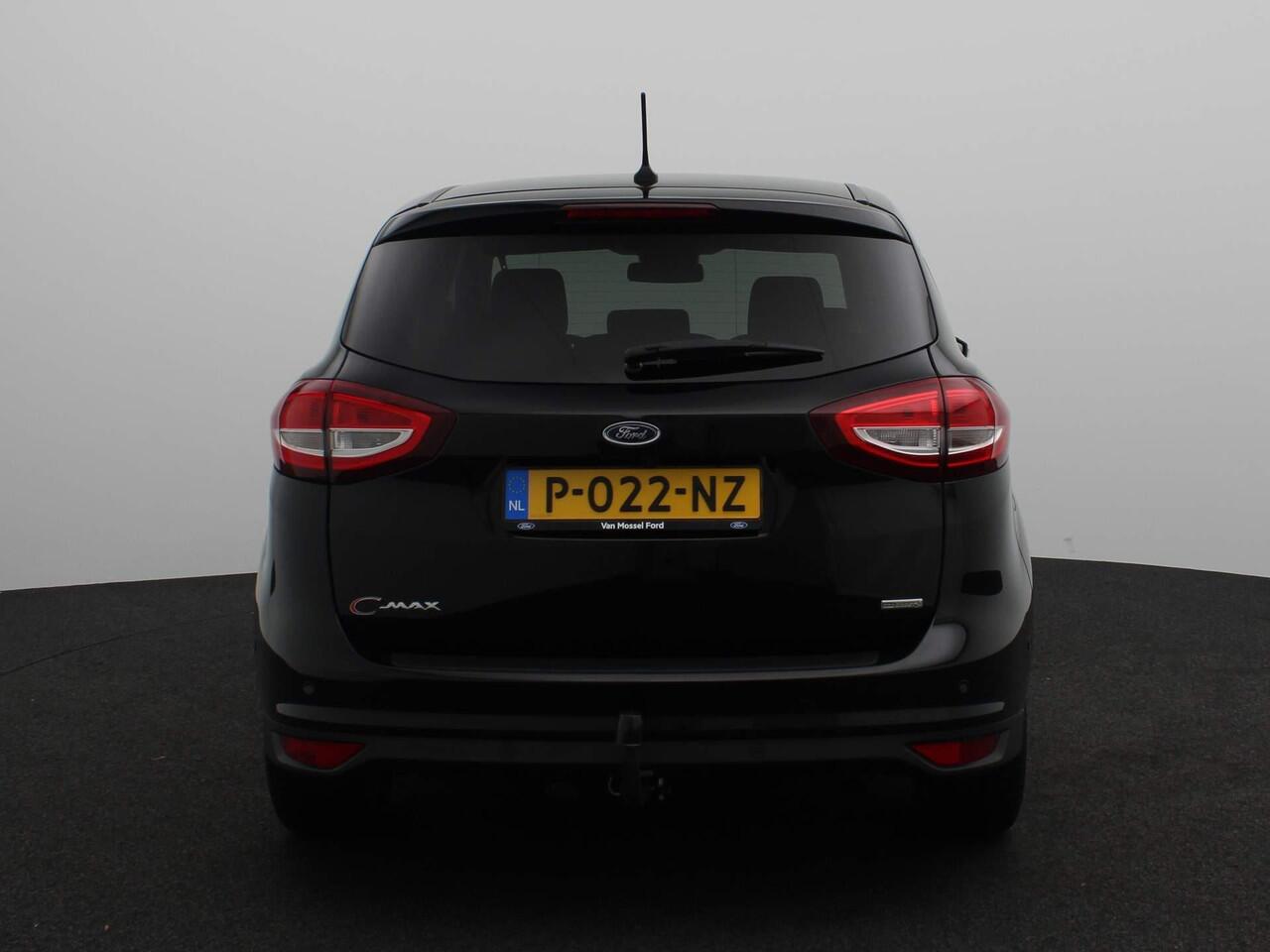 Ford C-MAX 1.5 Titanium | Navi | Achteruitrijcamera + sensoren | Climate control | Allseasonbanden | Afneembare trekhaak! |