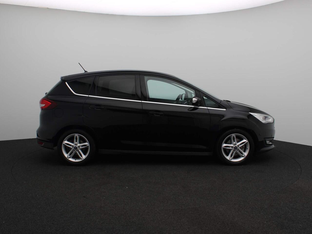 Ford C-MAX 1.5 Titanium | Navi | Achteruitrijcamera + sensoren | Climate control | Allseasonbanden | Afneembare trekhaak! |