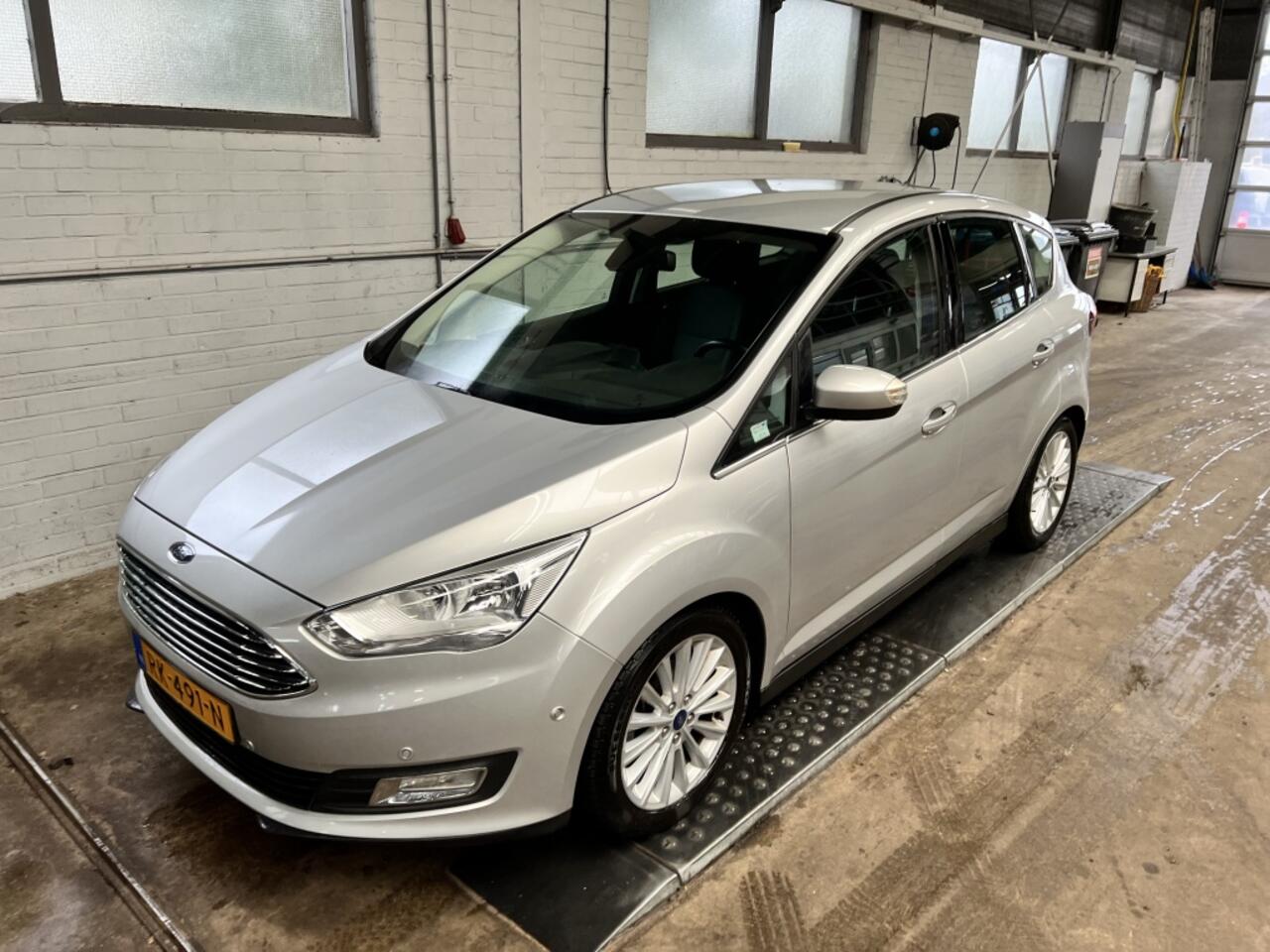 Ford C-MAX 1.0 Titanium Navigatie Clima PDC Cruise Nap