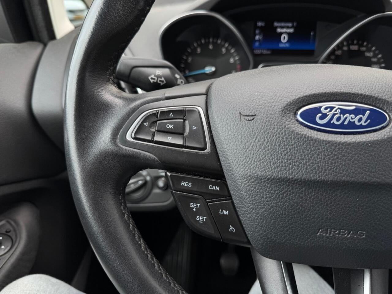 Ford C-MAX 1.0 Titanium - navi - sensoren - applecarplay/android auto