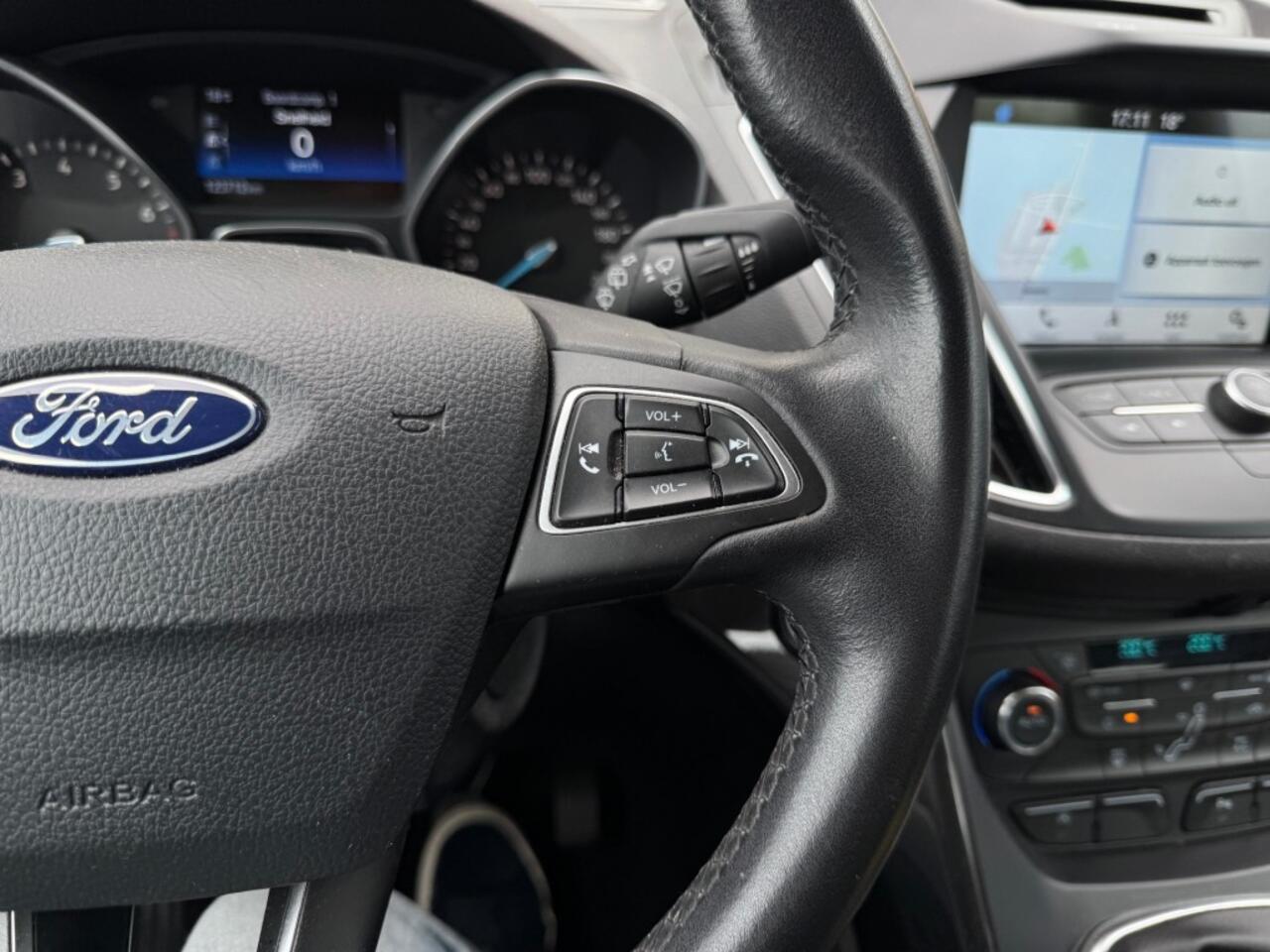 Ford C-MAX 1.0 Titanium - navi - sensoren - applecarplay/android auto