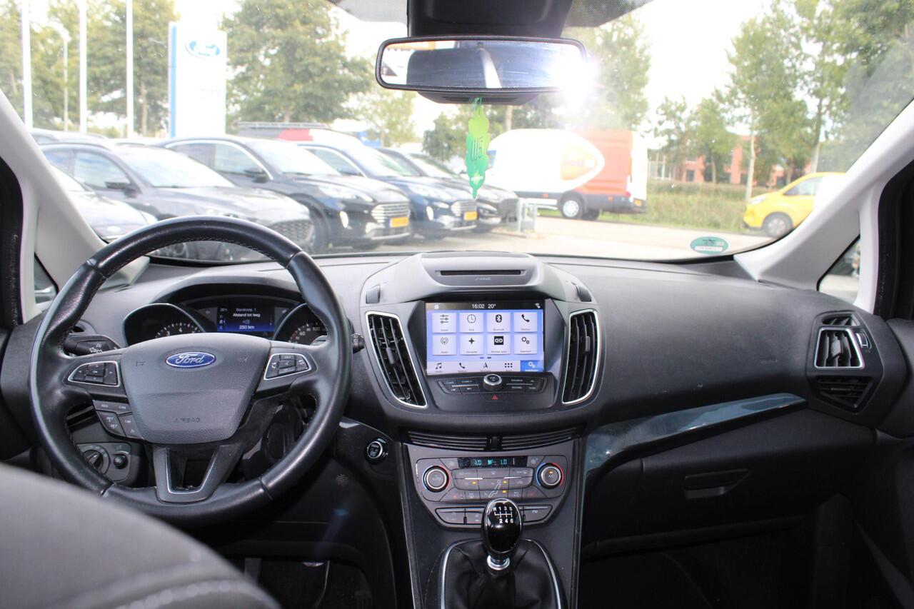 Ford C-MAX 1.0 EcoBoost 125 PK Titanium | Camera | Winterpack | Navigatie | 17 INCH Lichtmetalen Velgen | Climate Control | Cruise Control | Privacy Glass | Half lederen bekleding | Dealeronderhouden