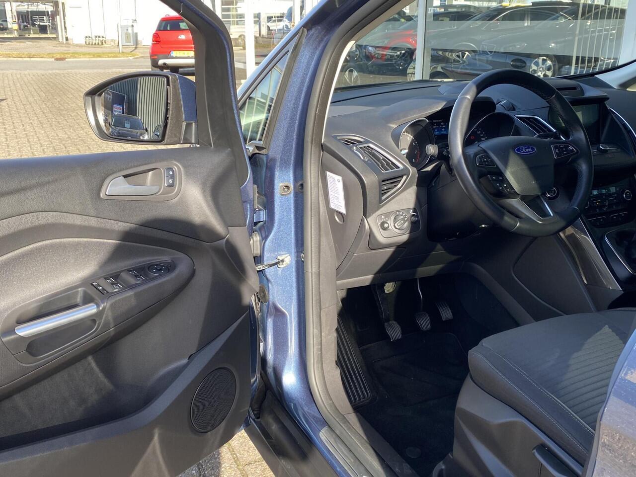 Ford C-MAX 1.0 Titanium / Cruise-Control / Climate-Control / Stuur-/Stoelverwarming / Apple-Carplay & Android-Auto / Keyless / Radio-Bluetooth / Navi / PDC V+A / 17'' LMV / All-Season / ENZ.