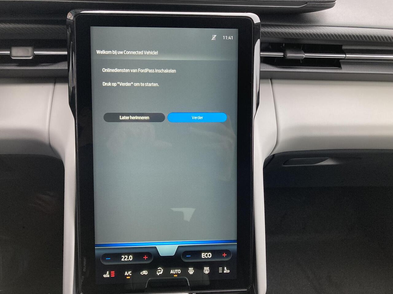 Ford CAPRI Premium Extended Range RWD 77kWh | UIT VOORRAAD LEVERBAAR | Elektrisch trekhaak | AGR-stoelen | Warmtepomp | Driver assistance pack