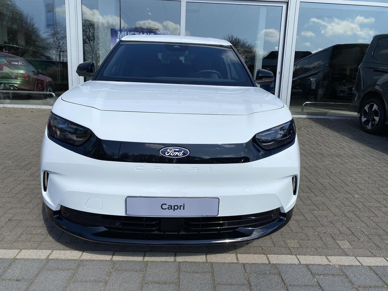 Ford CAPRI Extended Range RWD 77 kWh AGR gecertificeerde voorstoelen | Elektrisch wegklapbare trekhaak | Driver Assistance Pack
