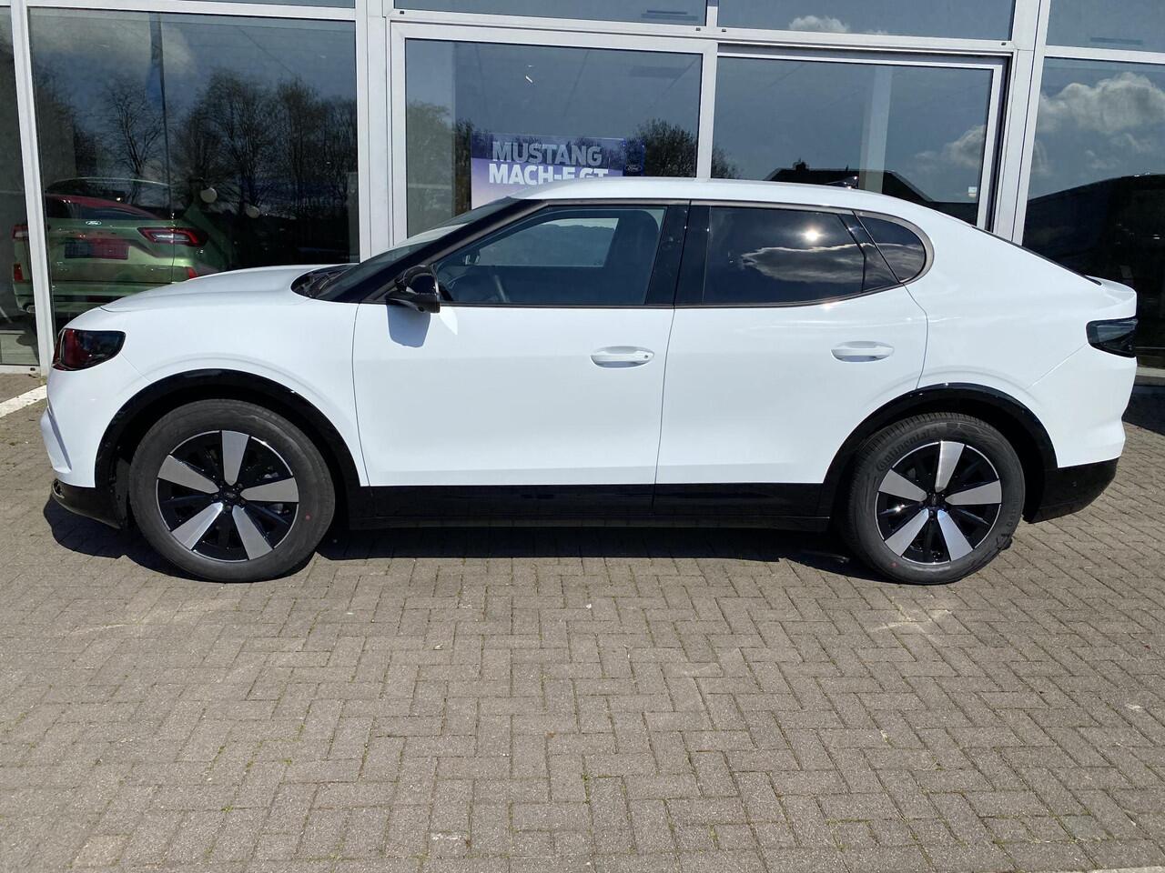 Ford CAPRI Extended Range RWD 77 kWh AGR gecertificeerde voorstoelen | Elektrisch wegklapbare trekhaak | Driver Assistance Pack