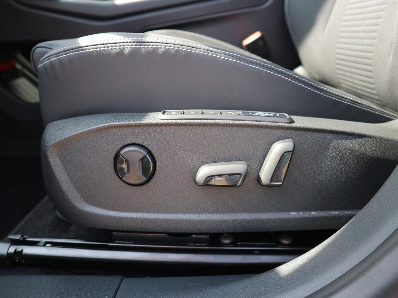 Ford CAPRI Premium Extended Range RWD 77 kWh * B&O * AGR STOELEN * CAMERA *