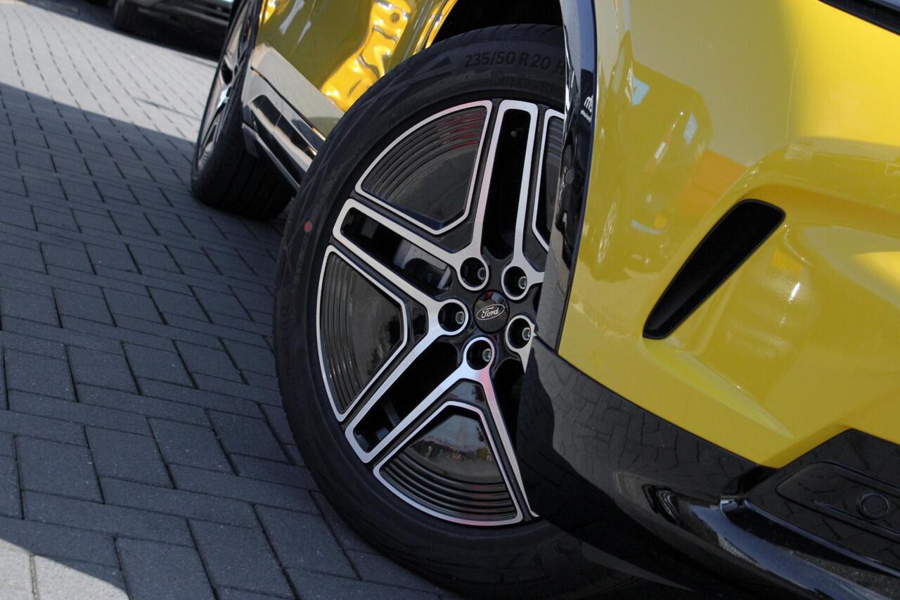 Ford CAPRI Premium Extended Range RWD 77 kWh 286pk | Ford Voorraad | Driver Assistance Pack | Panoramadak |