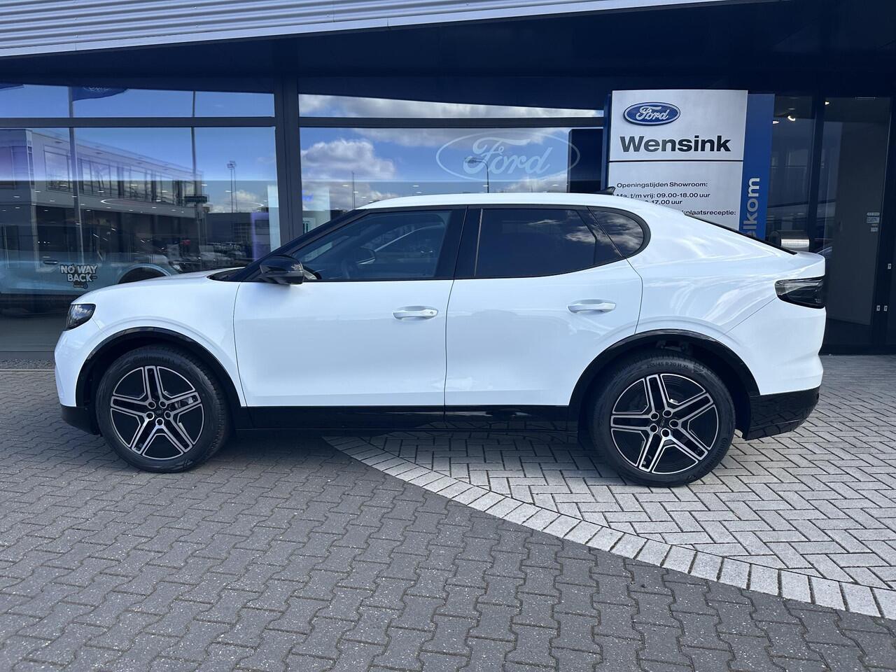 Ford CAPRI Premium Extended Range RWD 77 kWh ¤2.500 FORD VOORDEEL! | Driver assistance Pack | Panorama dak