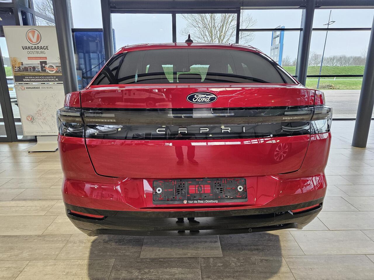 Ford CAPRI Select Extended Range RWD 77 kWh