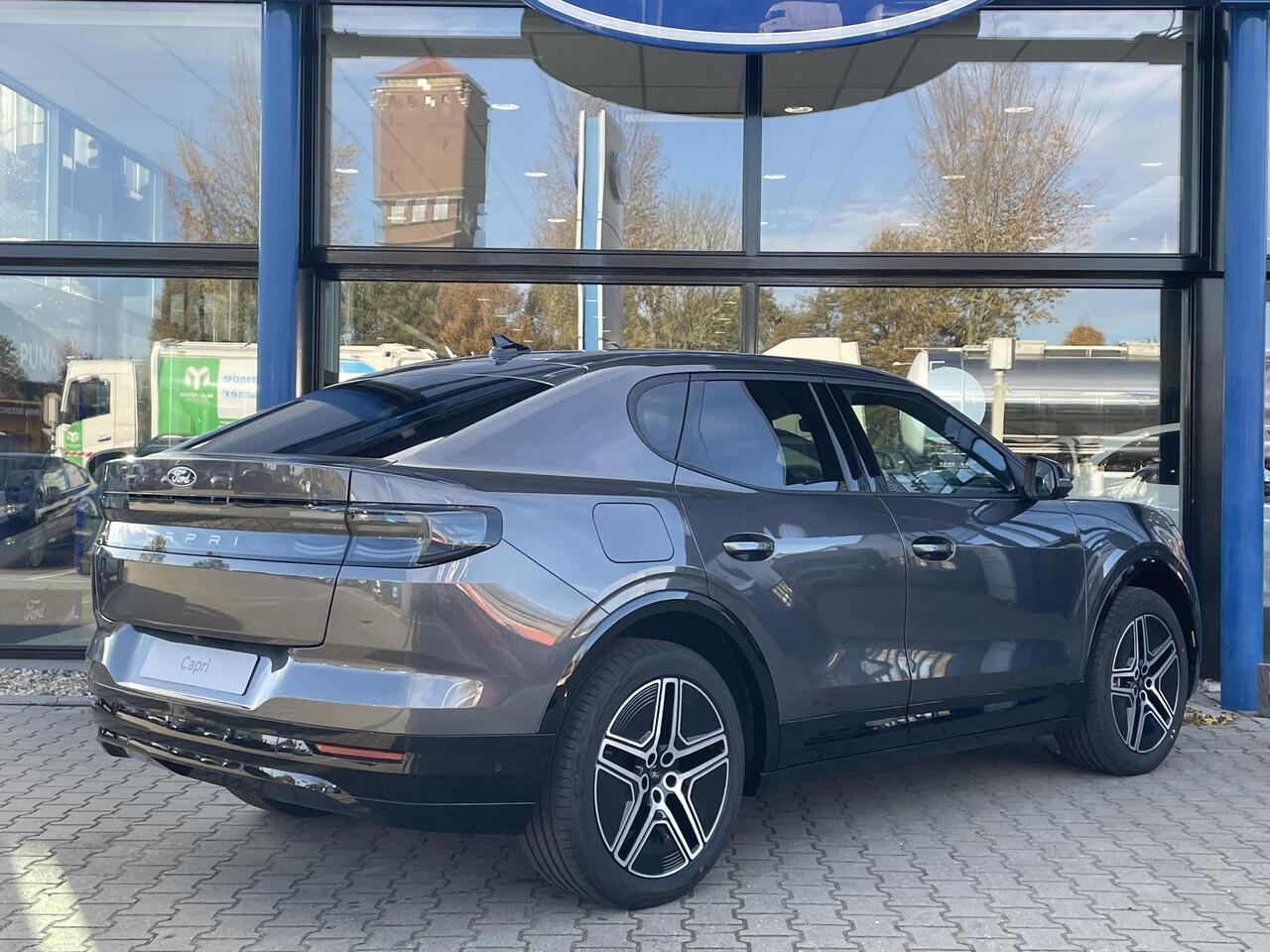 Ford CAPRI Premium Extended Range RWD 77 kWh | ¤4000,- Voordeel ! | DIRECT LEVERBAAR | AGR Voorstoelen | Energiezuinige Warmtepomp |Driver Assistance Pack |