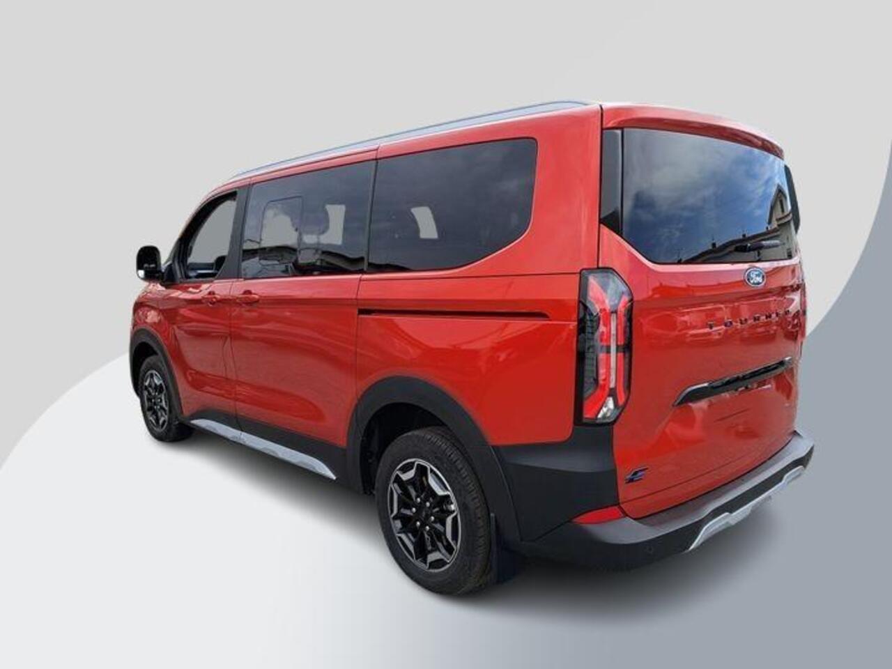 Ford Custom Tourneo 340 L2H1 Active 65 kWh 218pk | Driver Assistance Pack | Verwarmde Voorstoelen | 8 persoons | Uniek in Nederland!