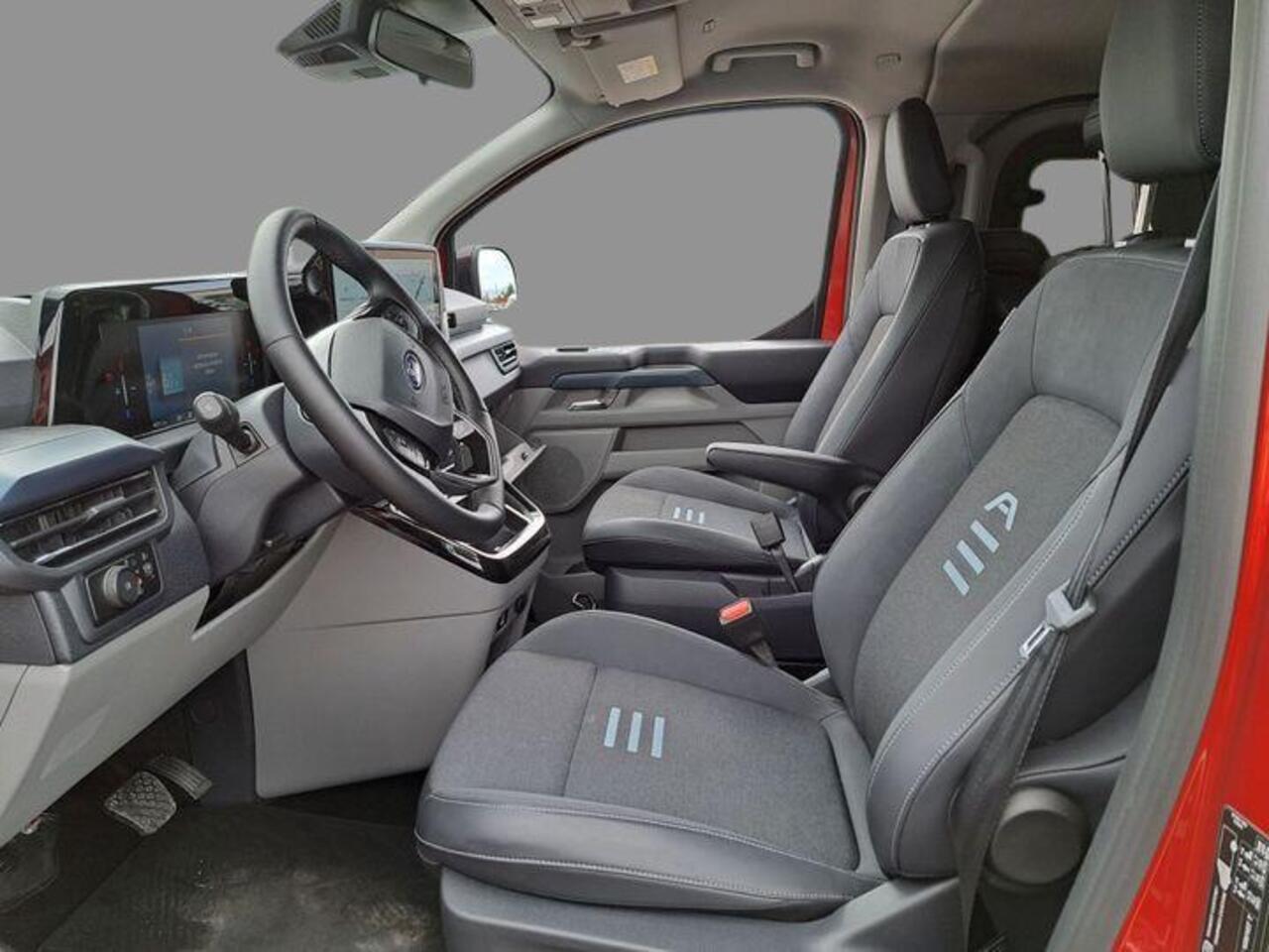 Ford Custom Tourneo 340 L2H1 Active 65 kWh 218pk | Driver Assistance Pack | Verwarmde Voorstoelen | 8 persoons | Uniek in Nederland!