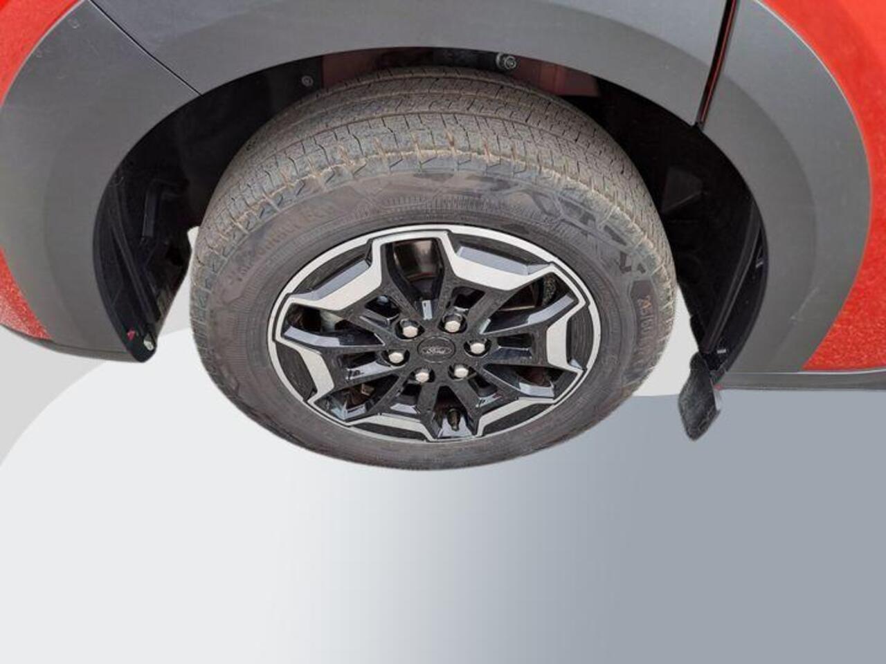 Ford Custom Tourneo 340 L2H1 Active 65 kWh 218pk | Driver Assistance Pack | Verwarmde Voorstoelen | 8 persoons | Uniek in Nederland!