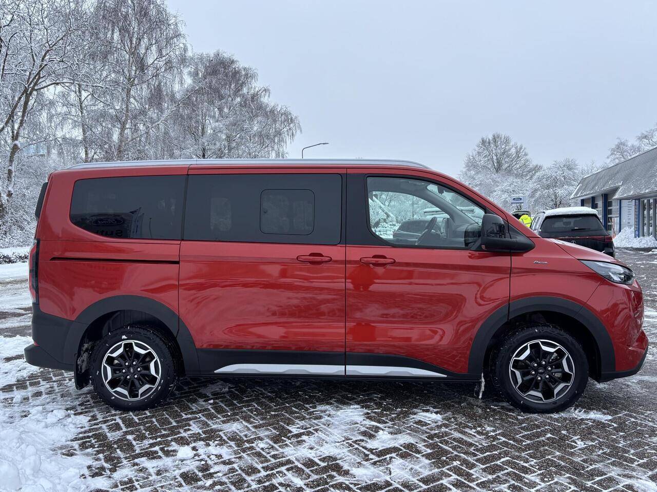 Ford Custom Tourneo 340 L1H1 Active 65 kWh | SCI | 218pk | Driver Assistance Pack | Verwarmde Voorstoelen | 8 persoons | Uniek in Nederland!