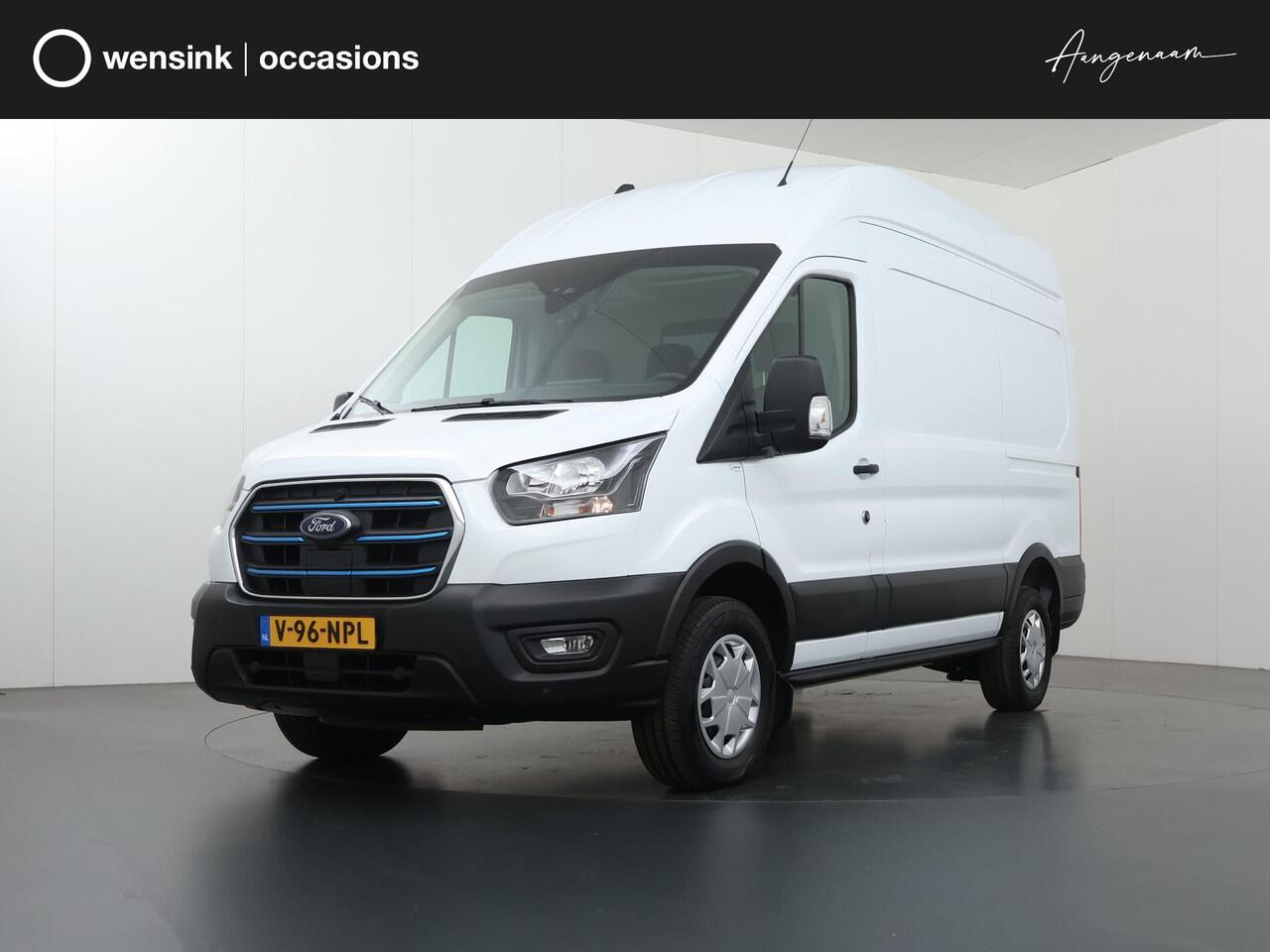 Ford E-Transit 350 | L2 H3 | TREND | 68 kWh | ADAPTIEVE CRUISE | NAVIGATIE | PARKEERCAMERA | CLIMATE CONTROL | 3-ZITS | APPLE CARPLAY / ANDROID AUTO | 257 KM WLTP ACTIERADIUS