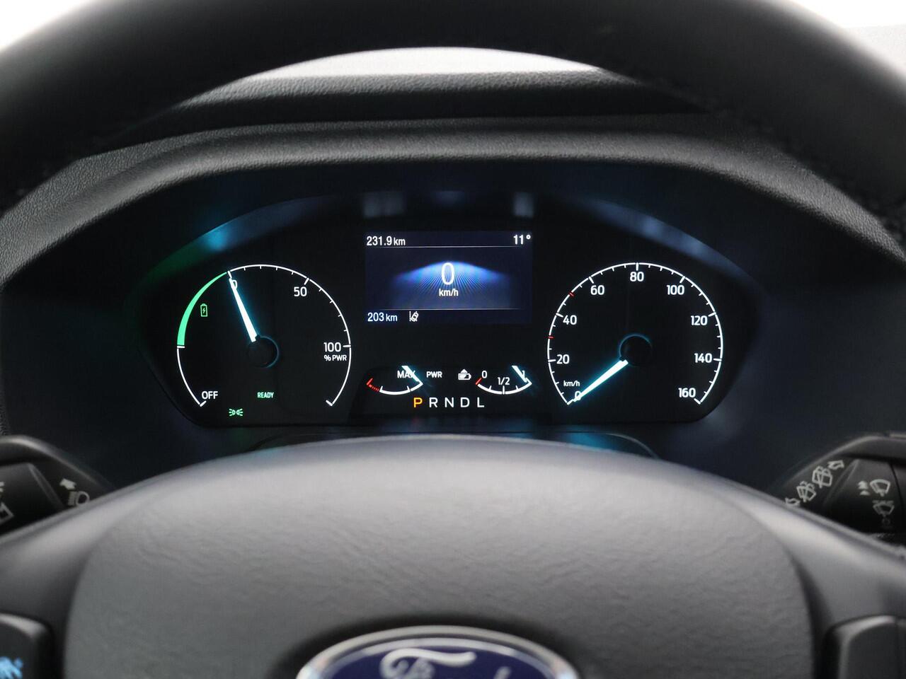 Ford E-Transit 350 | L2 H3 | TREND | 68 kWh | ADAPTIEVE CRUISE | NAVIGATIE | PARKEERCAMERA | CLIMATE CONTROL | 3-ZITS | APPLE CARPLAY / ANDROID AUTO | 257 KM WLTP ACTIERADIUS