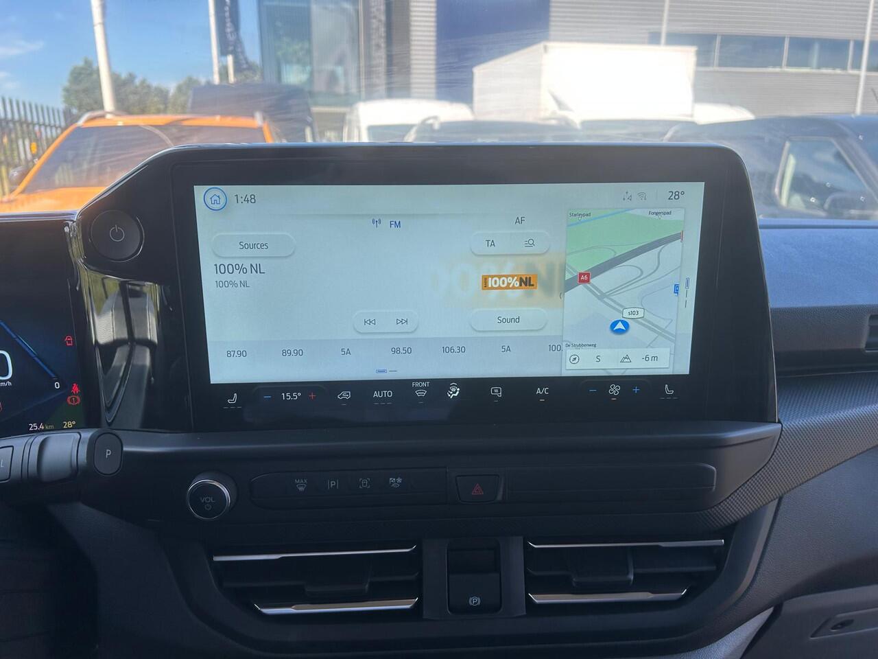 Ford E-Transit Cust. 320 L2H1 Limited 65 kWh | Driver Assistance Pack Premium | Verwarmbare Stoelen | Elek. Inklapbare trekhaak | LED-Koplampen |