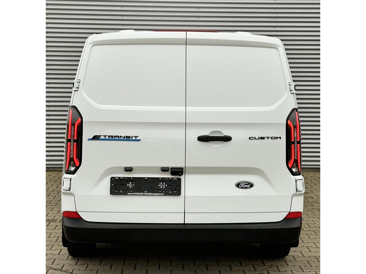 Ford E-Transit Cust. 320 L1H1 Trend 65 kWh Nieuw! Laadruimte pakket|Stoelverw|3zits