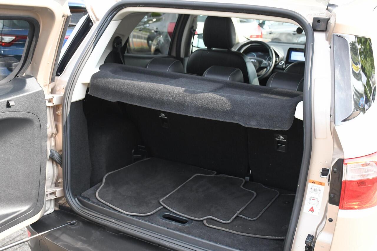 Ford ECOSPORT 1.0 EcoBoost Titanium HALF-LEDER / TREKHAAK \ CC