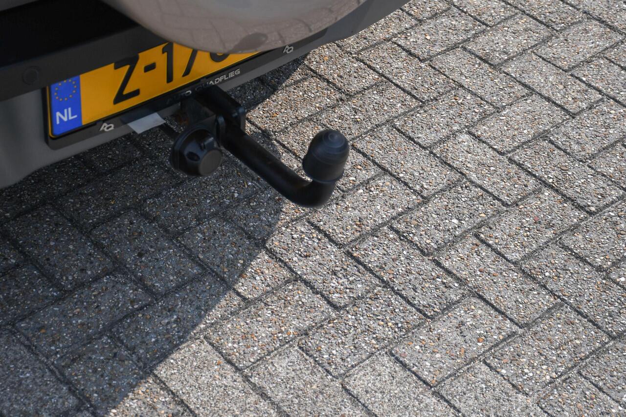 Ford ECOSPORT 1.0 EcoBoost Titanium HALF-LEDER / TREKHAAK \ CC