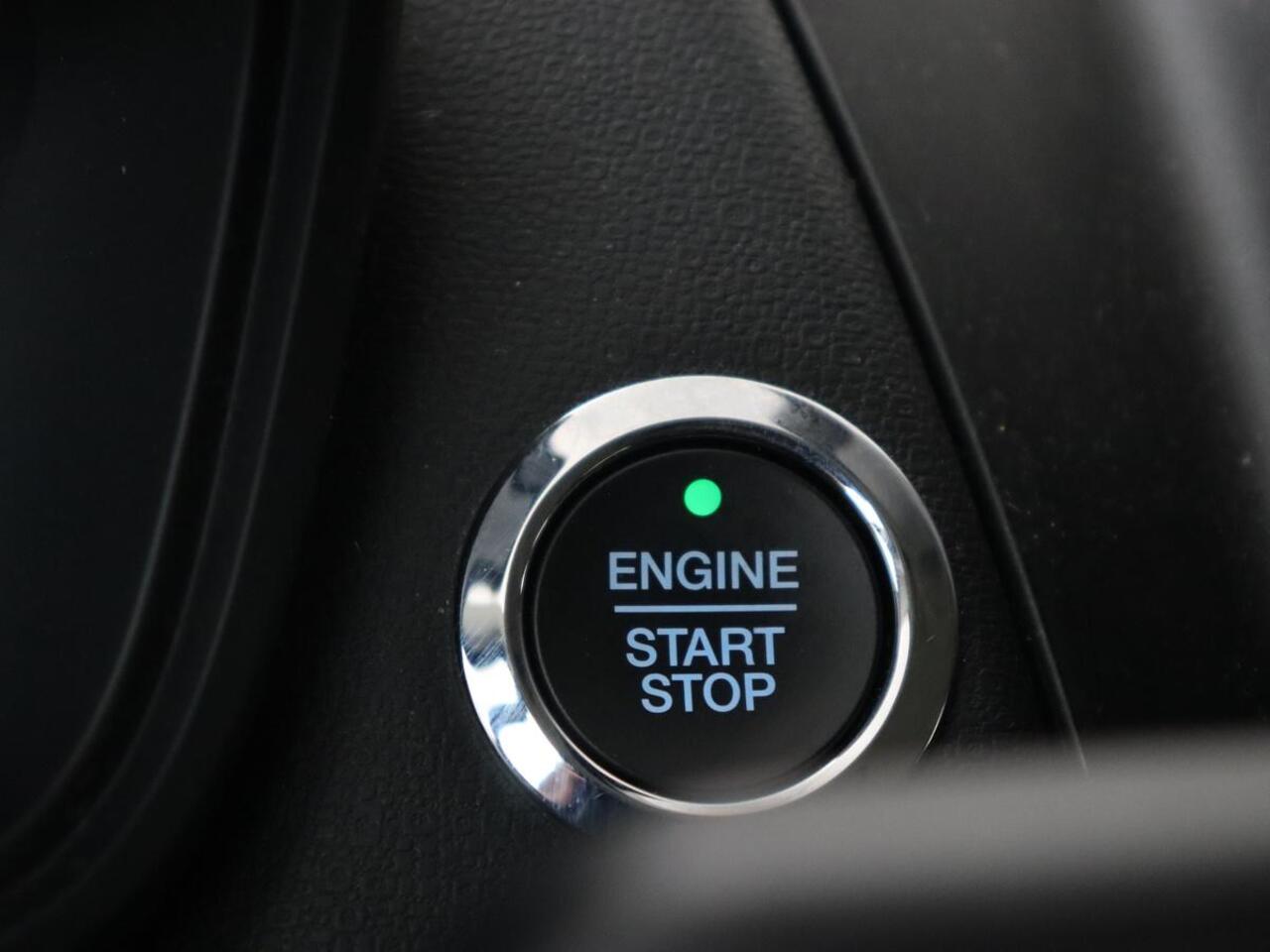 Ford ECOSPORT 1.0 EcoBoost ST-Line | Stoelverwarming | Camera | Carplay | B&O Sound | Navigatie | 18'' | Climate control | Leder/Alcantara | Cruise control | Bluetooth | Keyless