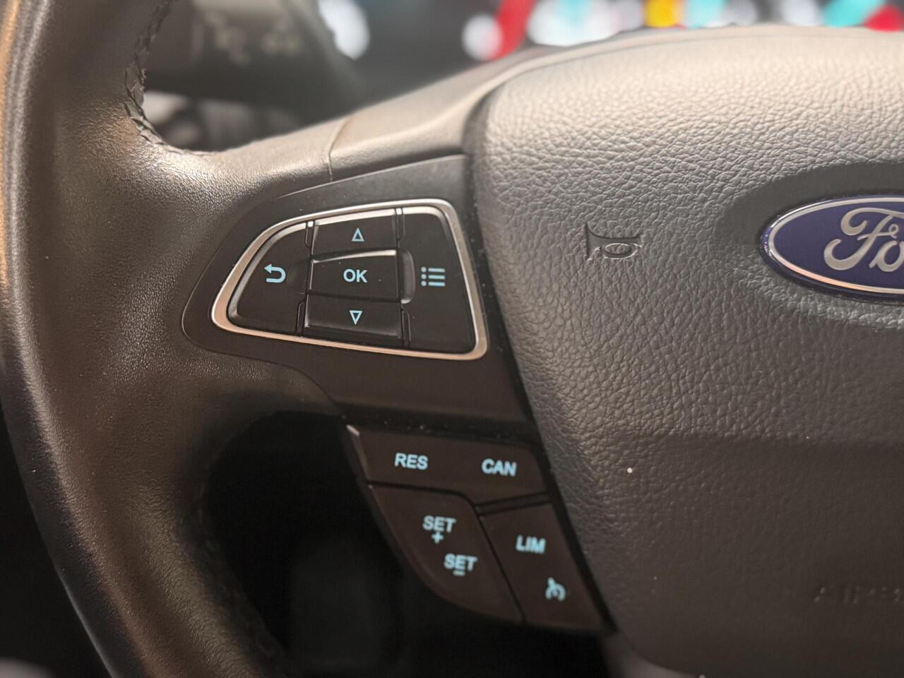 Ford ECOSPORT 125pk EcoBoost Ultimate Navi Camera 16" LM velgen Cruise Dealeronderhouden