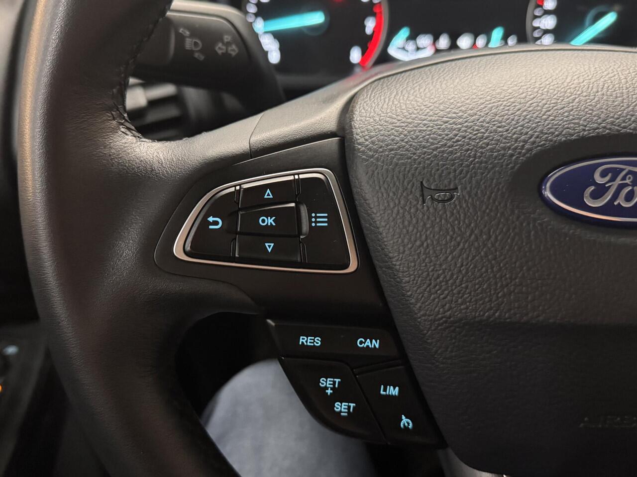 Ford ECOSPORT 125pk Ultimate Navigatie Cruise Parkeersensoren 16" LM 1e Eigenaar Dealeronderhouden