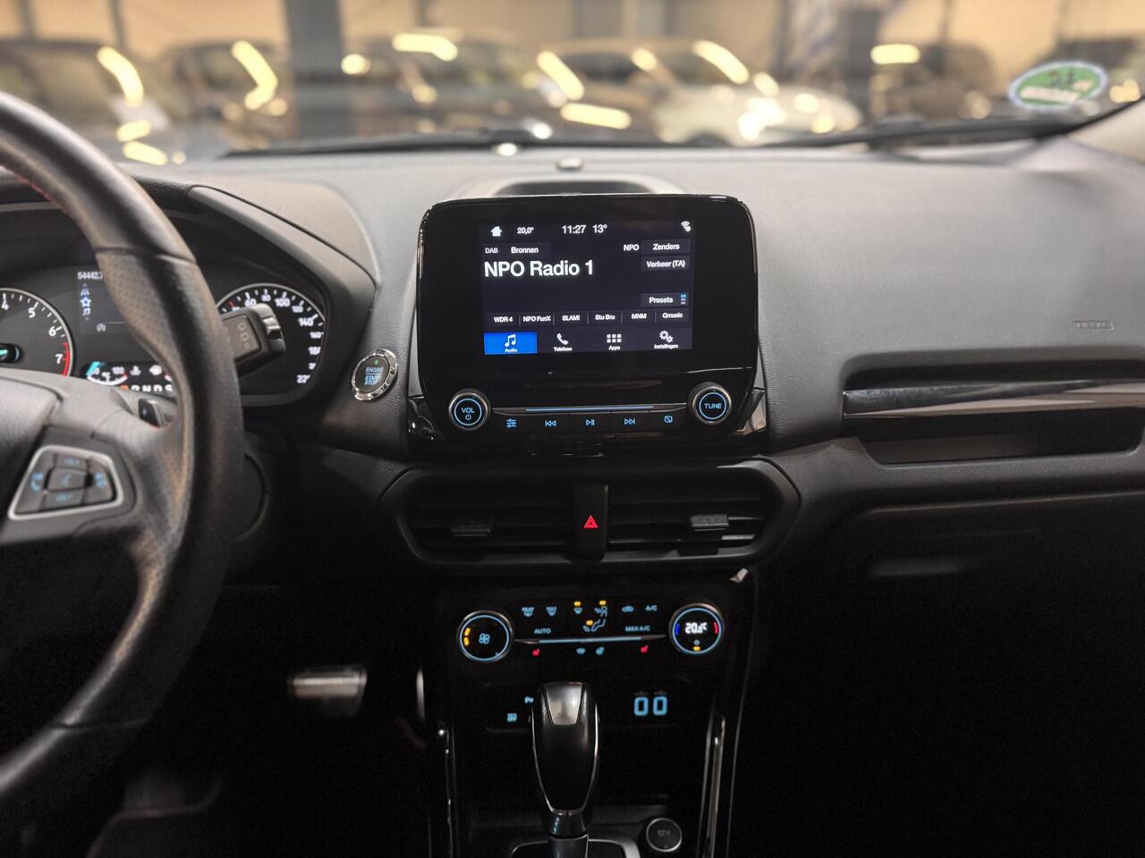 Ford ECOSPORT 125pk ST-Line Black Automaat Camera Trekhaak Winter pack Xenon Privacy Glass Dealeronderhouden