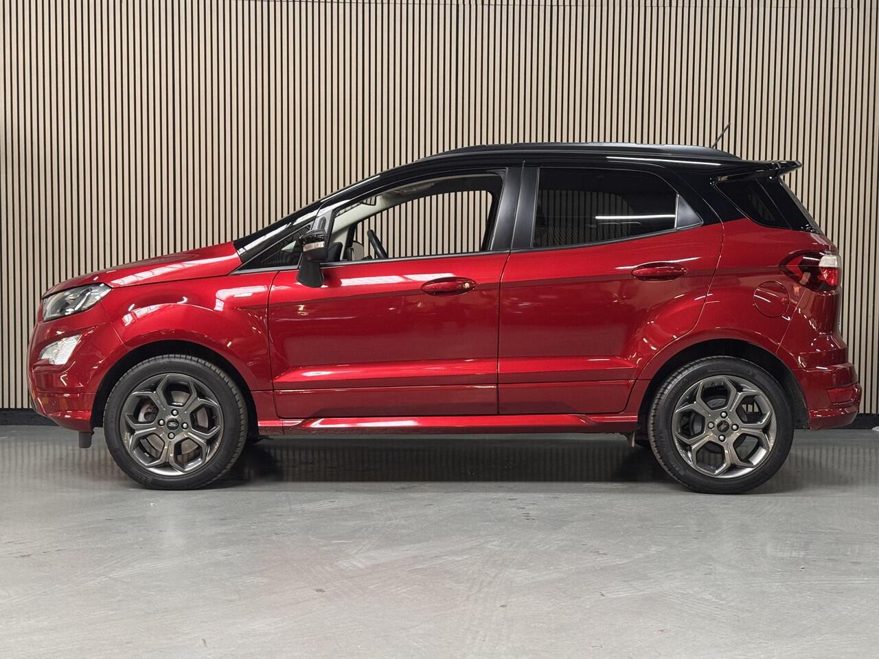 Ford ECOSPORT 125pk ST-Line Black Automaat Camera Trekhaak Winter pack Xenon Privacy Glass Dealeronderhouden