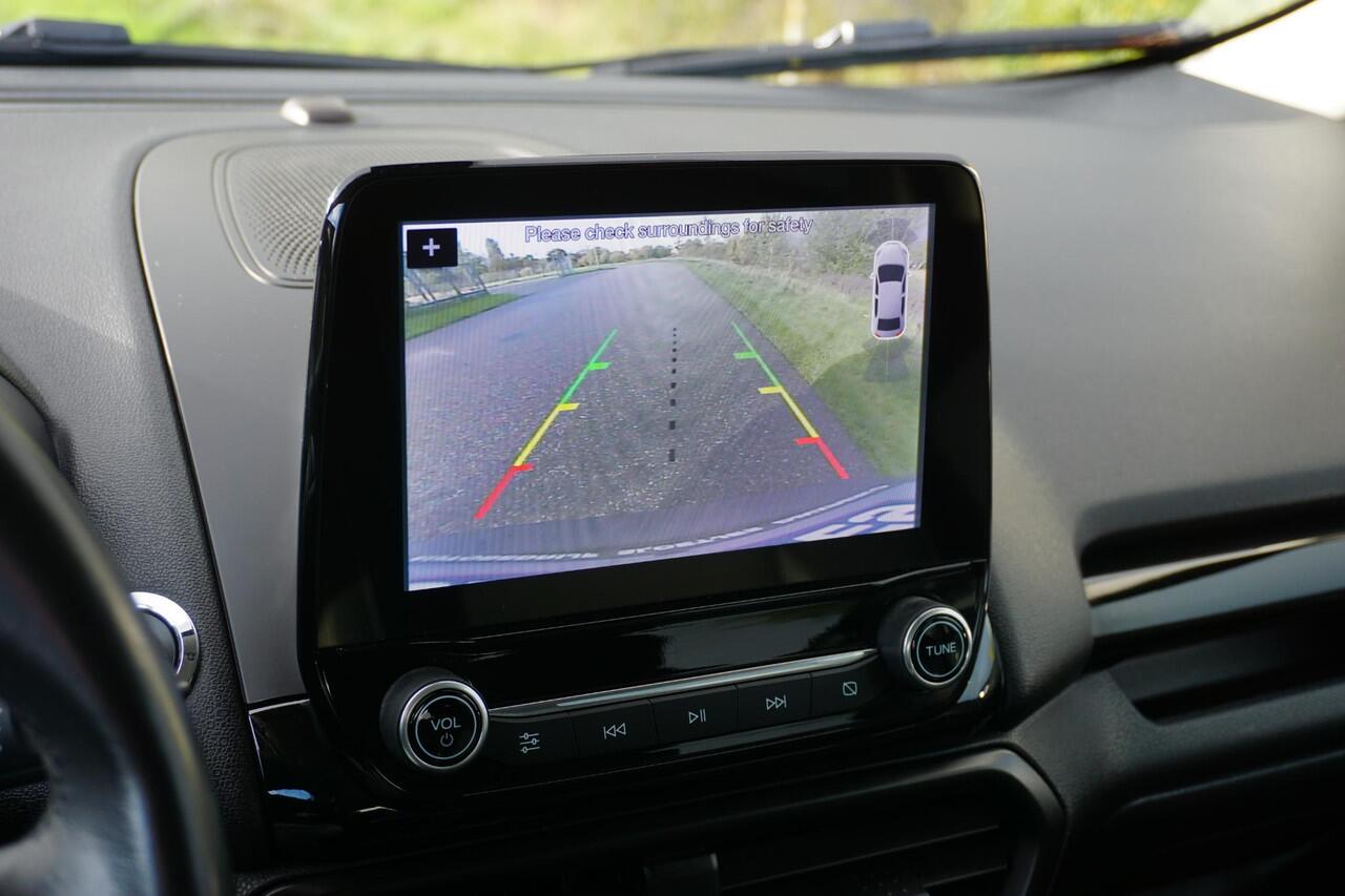 Ford ECOSPORT 1.0 EcoBoost Titanium 125 pk |B&O premium geluid |Camera |Cruise |Navi |Climate |Verwarmde voorruit en stuur |Lichtmetaal |Topstaat |Keyless entry en start