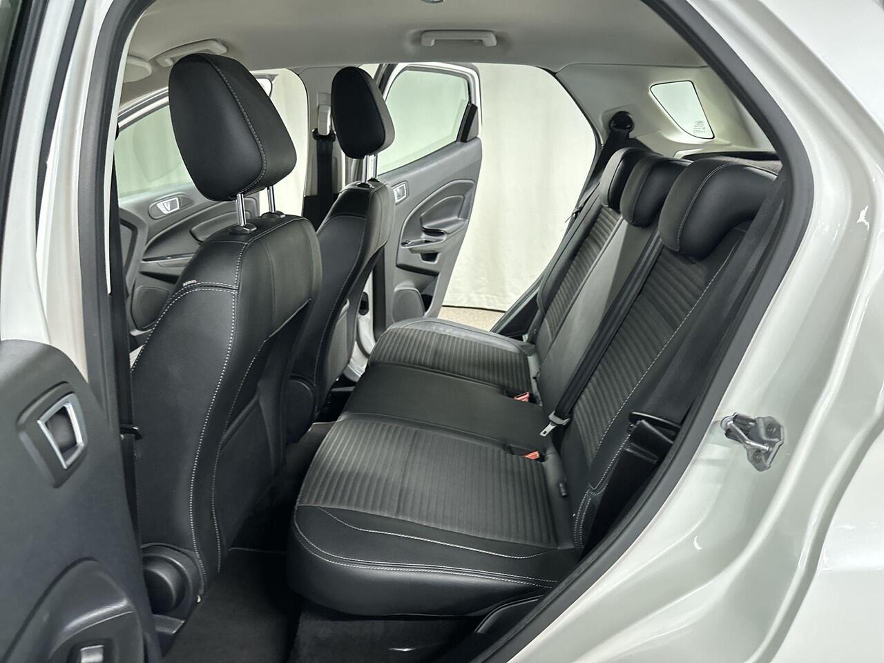 Ford ECOSPORT 1.0 EcoBoost Titanium Automaat | Navi | Camera