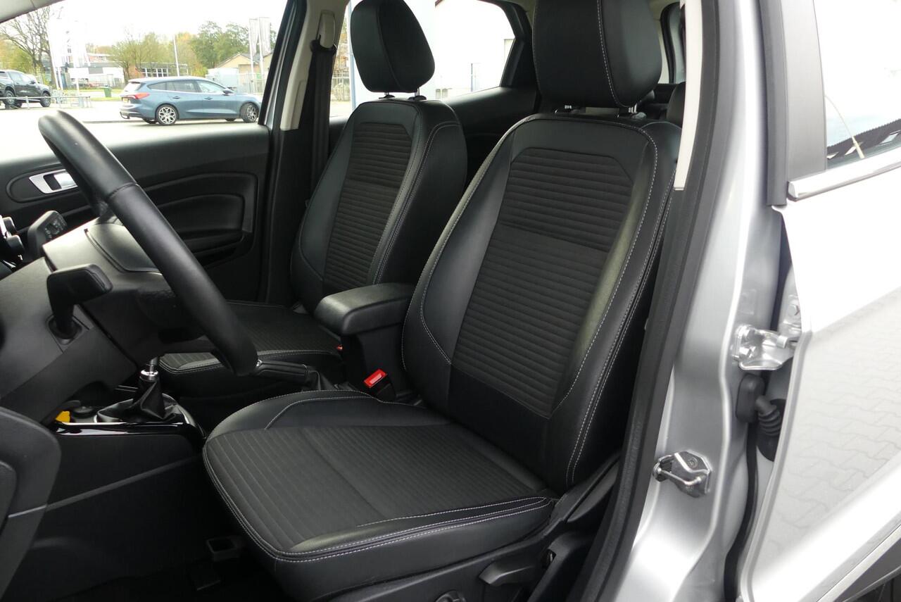 Ford ECOSPORT 1.0 EcoBoost Titanium CRUISE, CLIMA, NAVI, PDC, APPLE CARPLAY/ANDROID AUTO, 47.706KM