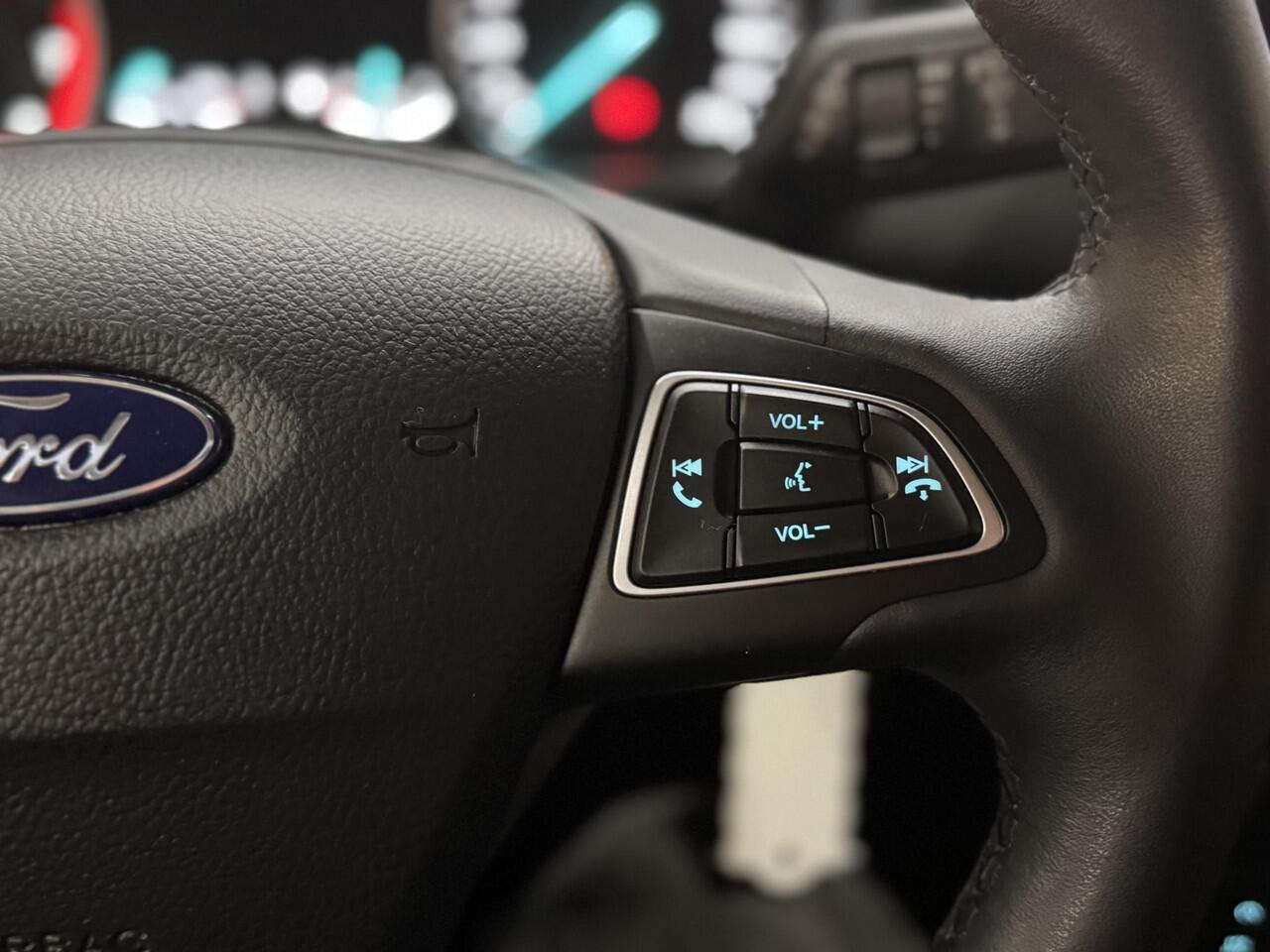 Ford ECOSPORT 125pk Ultimate Navigatie Camera 16" LM velgen Cruise control 1e Eigenaar Dealeronderhouden